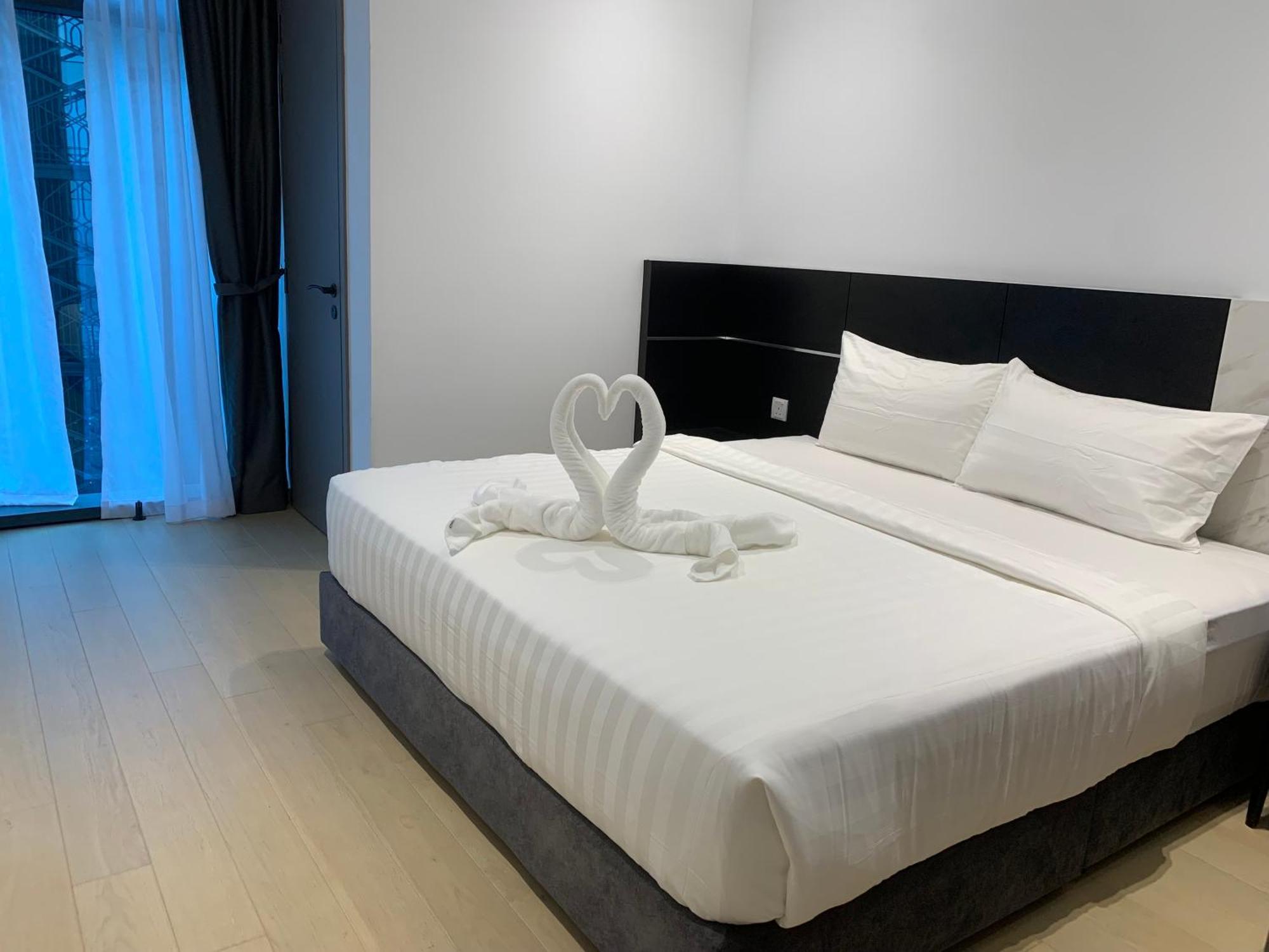 Eaton Residences Klcc By Ikon Apartemen *