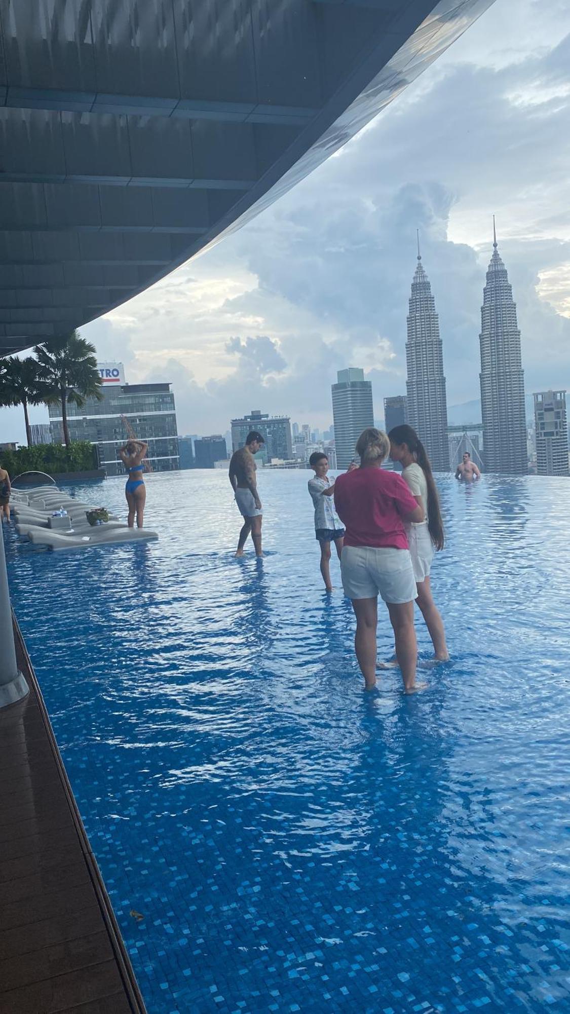 Apartemen Eaton Residences Klcc By Ikon *